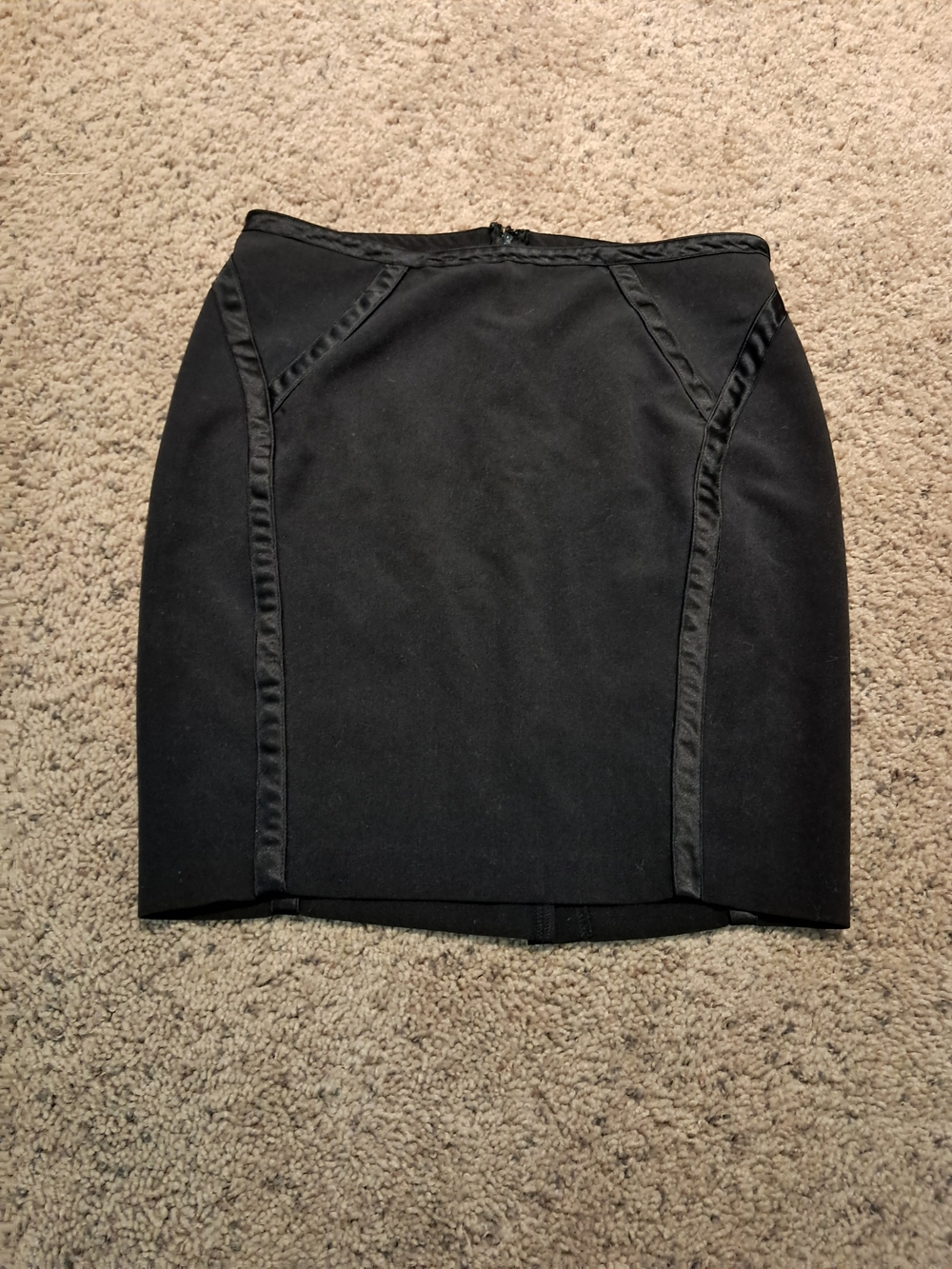 Black Ponte Pencil Skirt - Classic Office Skirt In Size 3